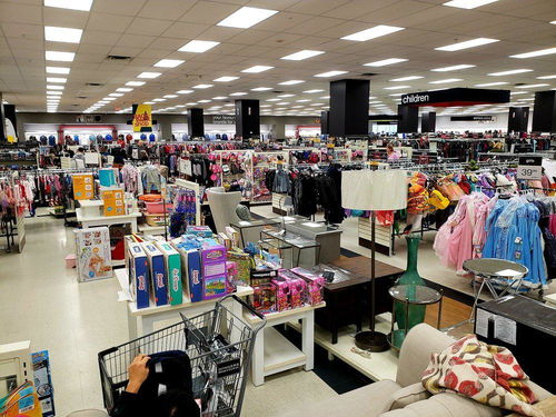 美股Z系列 | TJX 美國(guó)折扣零售巨頭，艾森絲服飾引領(lǐng)‘撿漏’風(fēng)潮